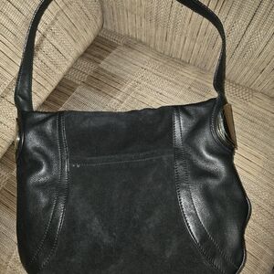 B Makowsky Black Leather And Suede Hobo Bag.